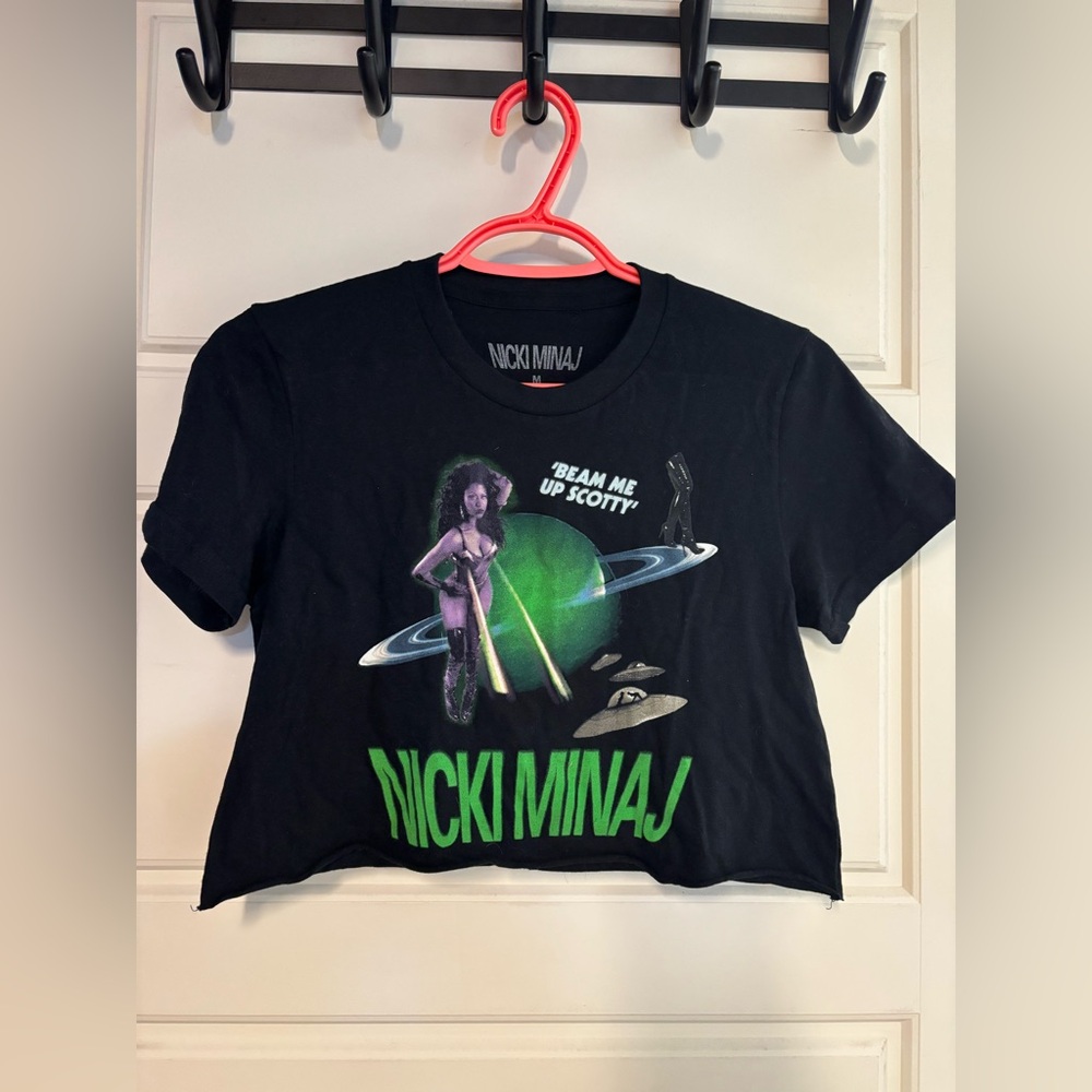 NWOT Nicki Minaj “Beam me up Scotty” Black Cotton Tee